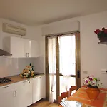 Apartment In 24441