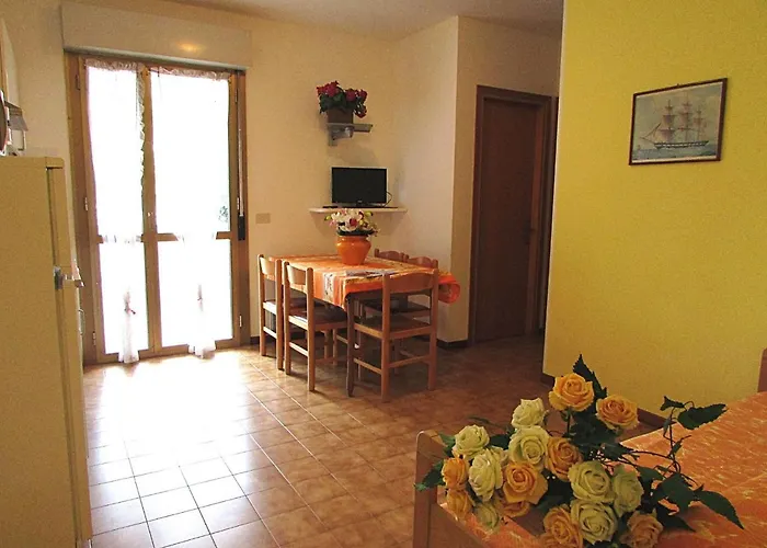 Апартаменти In 24441 *